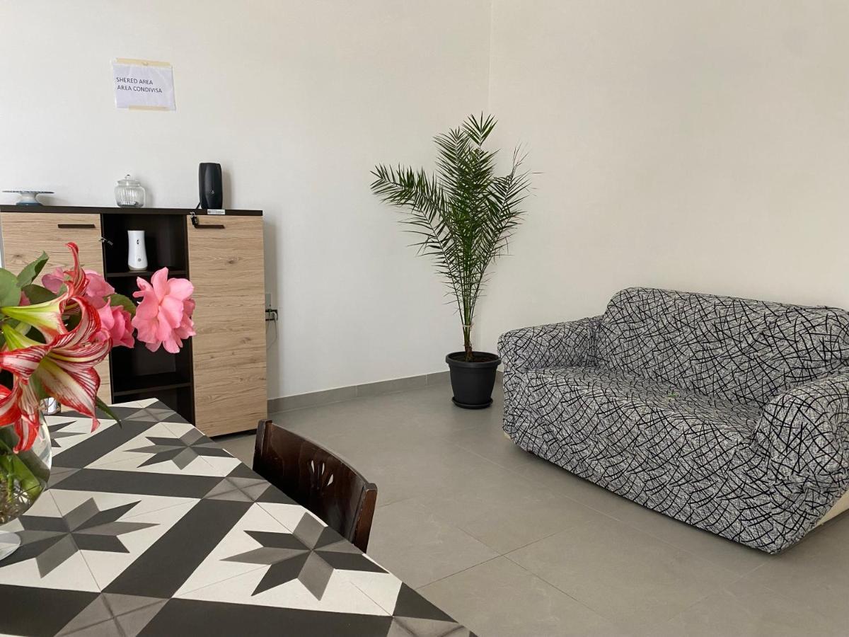 Home Sweet Home Torre Annunziata Bagian luar foto